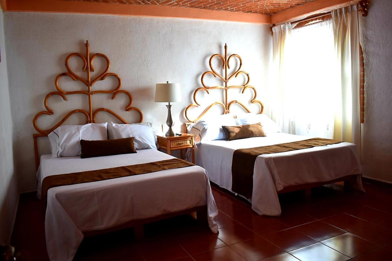 Hotel La Herradura Tecozautla Exterior photo