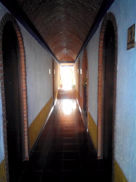 Hotel La Herradura Tecozautla Exterior photo